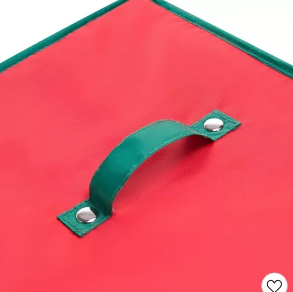 ❣ Elf Stor 30" All Occasion Vertical Wrapping Paper - Picture 4 of 7